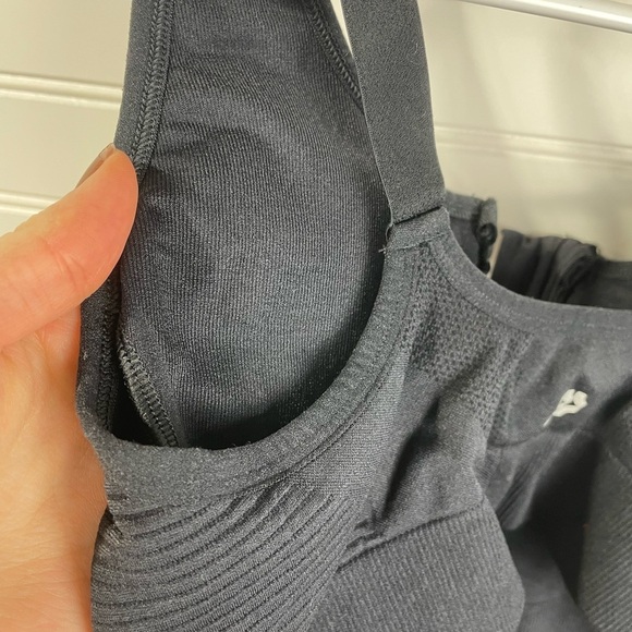 All in Motion Black Sports Bra Large Women’s - Picture 2 of 9